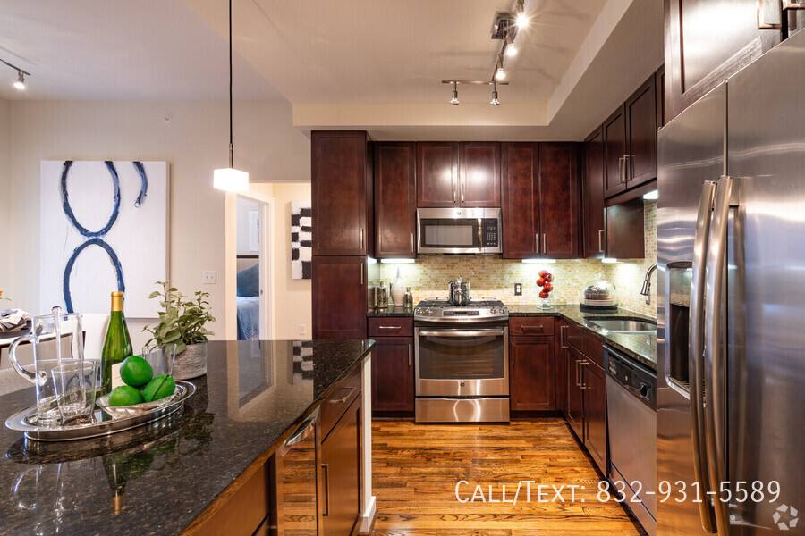 Apartment for rent at 800 Smith St #5CF2, Houston, TX 77002