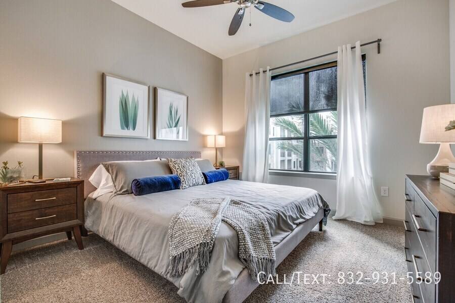 Apartment for rent at 4599 Bellaire Blvd #SCR3, Bellaire, TX 77401