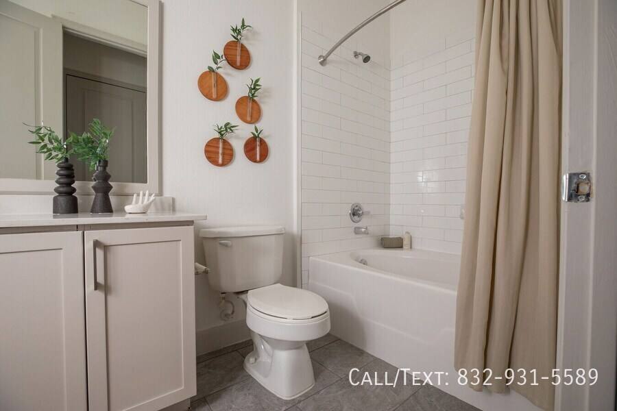 Apartment for rent at 3400 Westheimer Rd, Houston, TX 77019