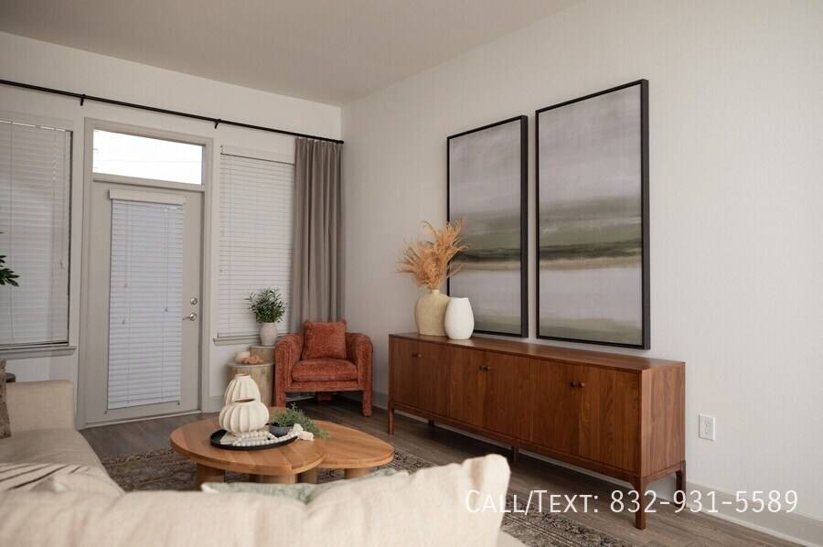 Apartment for rent at 3400 Westheimer Rd, Houston, TX 77019