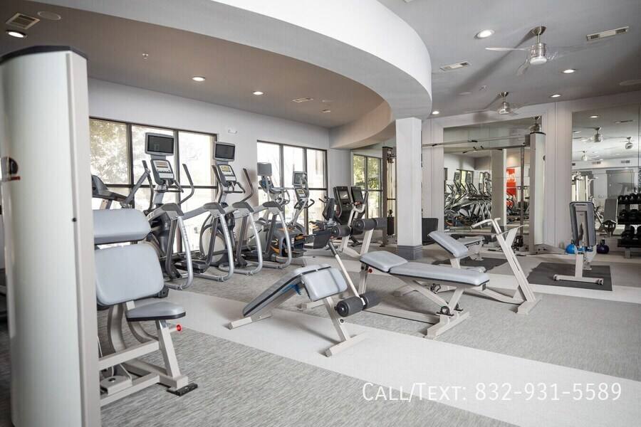 Apartment for rent at 3400 Westheimer Rd, Houston, TX 77019