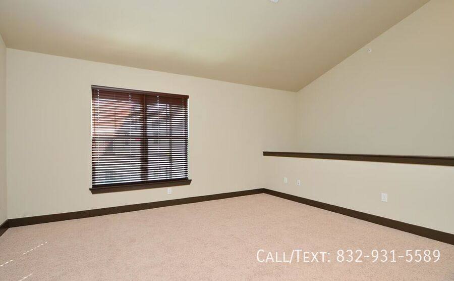 Apartment for rent at 13720 Lockwood Rd #10PSD4, Houston, TX 77044