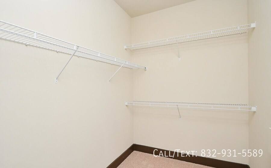 Apartment for rent at 13720 Lockwood Rd #10PSD4, Houston, TX 77044