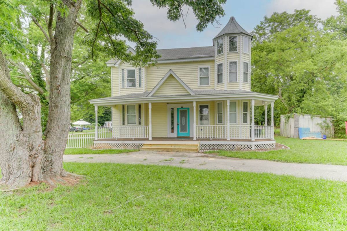 House for rent at 1302 Dare Rd, Yorktown, VA 23692