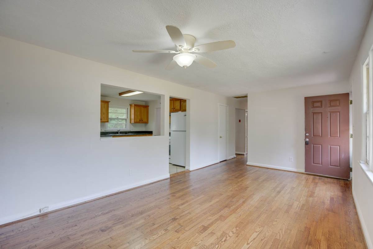 House for rent at 106 Woodhaven Rd, Newport News, VA 23608