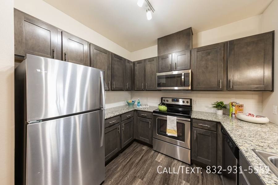 Apartment for rent at 4099 Mickey Gilley Blvd #HAC2, Pasadena, TX 77505