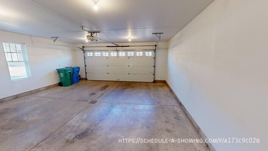 Townhouse for rent at 1806 N Creek Circle, Marquette, MI 49855