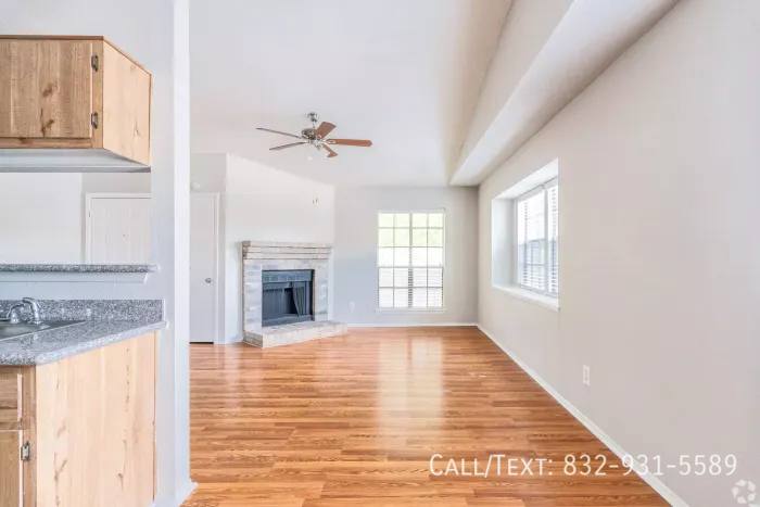 Apartment for rent at 2399 James Bowie Dr #APG, Baytown, TX 77520