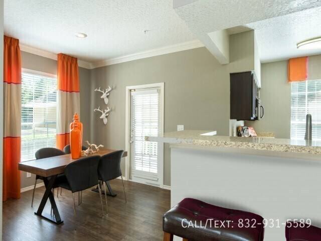 Apartment for rent at 1108 Enclave Parkway #AEE1, Houston, TX 77077