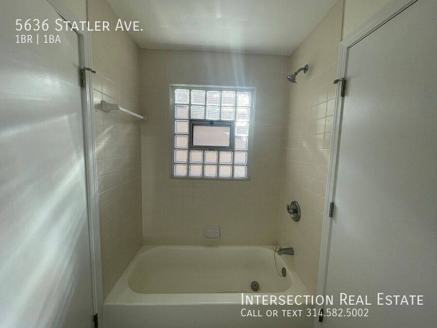 House for rent at 5636 Statler Ave, Saint Louis, MO 63136