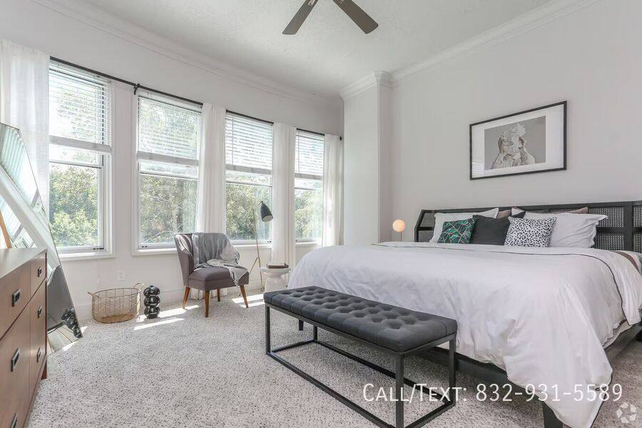 Apartment for rent at 6499 Arnot St #BOTB1, Houston, TX 77007
