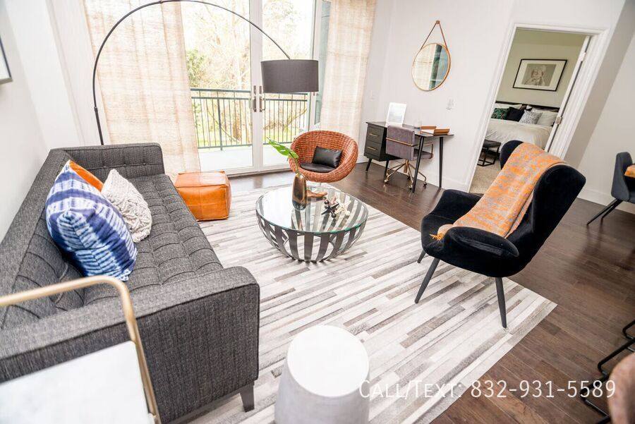 Apartment for rent at 6499 Arnot St #BOTB1, Houston, TX 77007