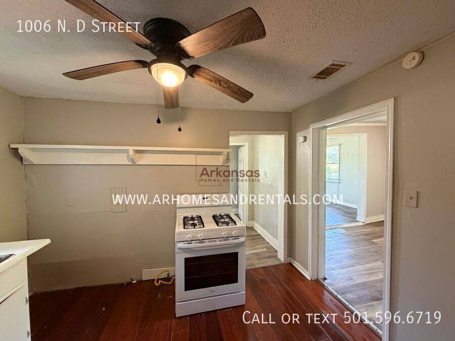 House for rent at 1006 N D St, North Little Rock, AR 72114