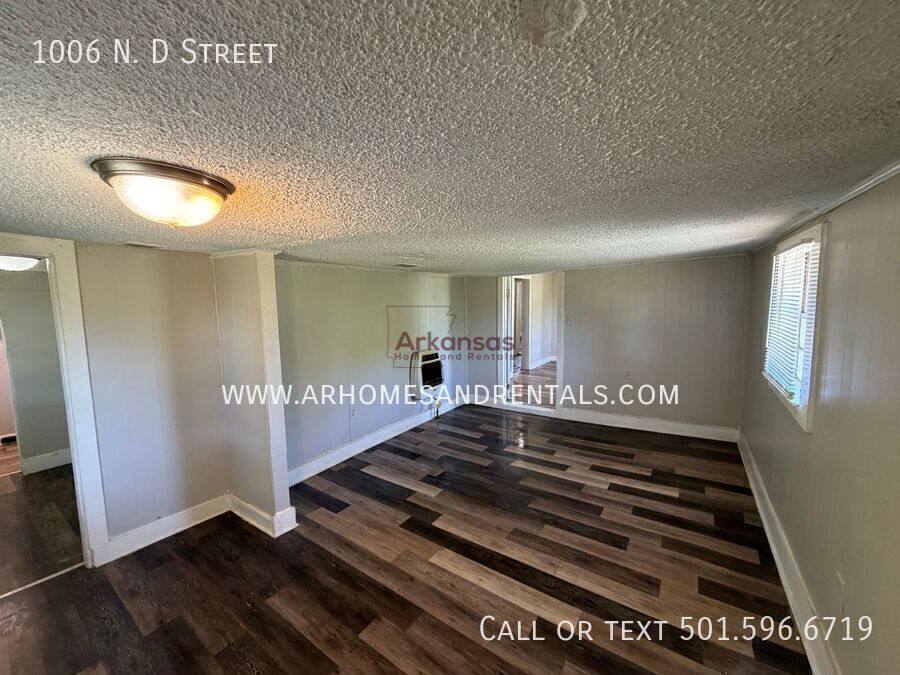 House for rent at 1006 N D St, North Little Rock, AR 72114