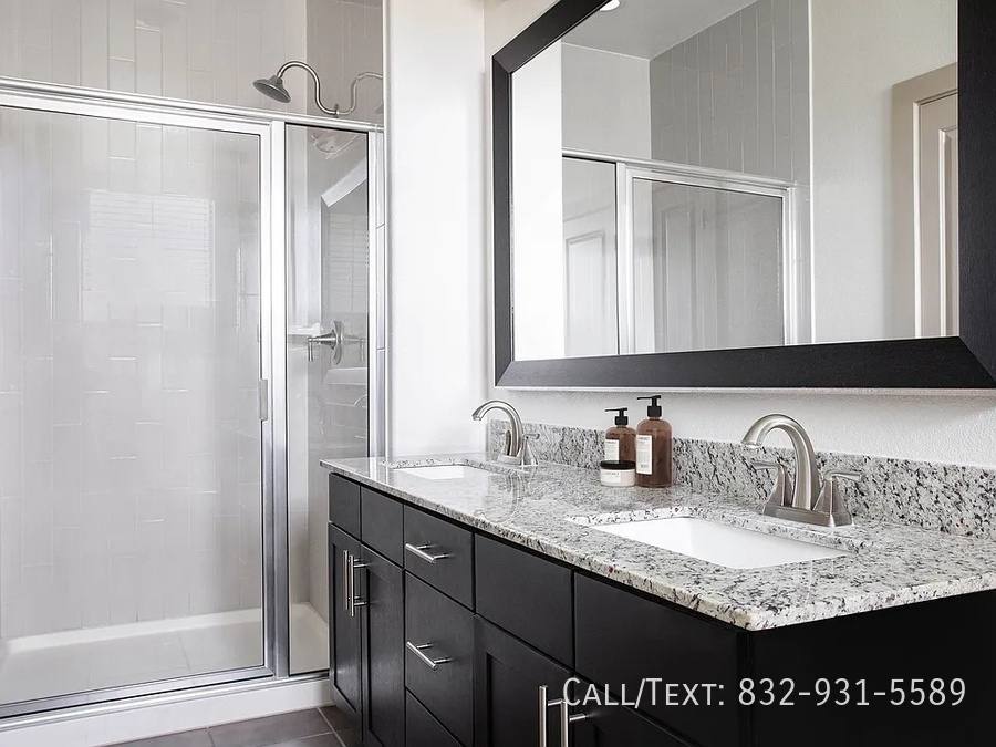 Townhouse for rent at 2800 Greenbusch Rd #OFL, Katy, TX 77494