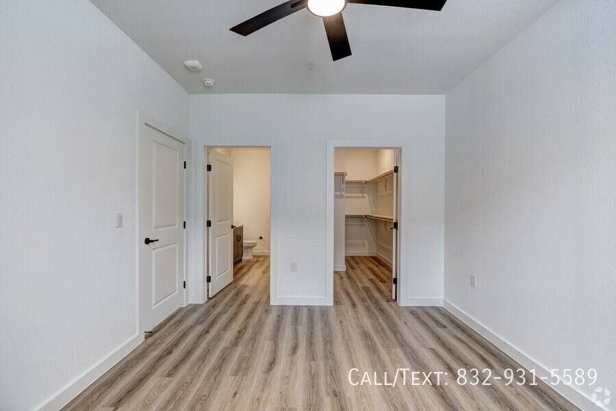 Apartment for rent at 1284 Pin Oak Rd #TYAA3, Katy, TX 77494