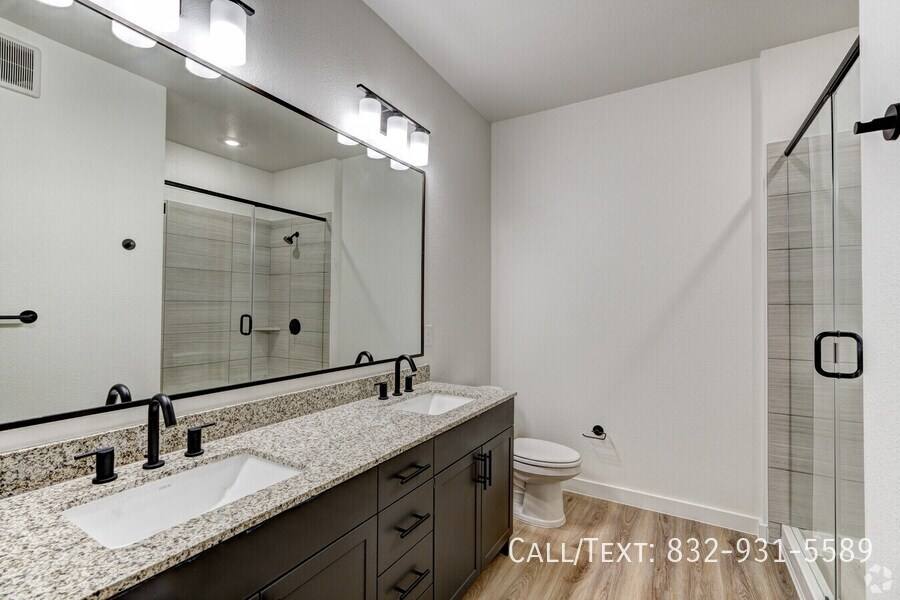 Apartment for rent at 1284 Pin Oak Rd #TYAA3, Katy, TX 77494