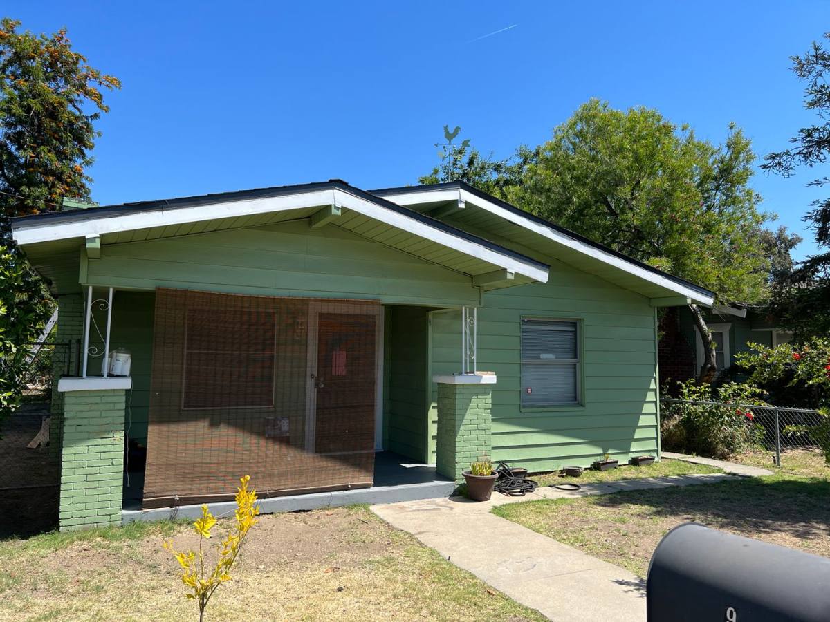 House for rent at 9 E Olive, Fresno, CA 93728