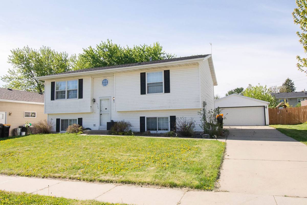 House for rent at 4708 8th St NW, Rochester, MN 55901