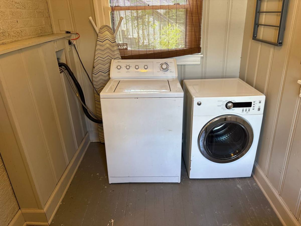 Apartment for rent at 4106 Colorado Ave, Nashville, TN 37209