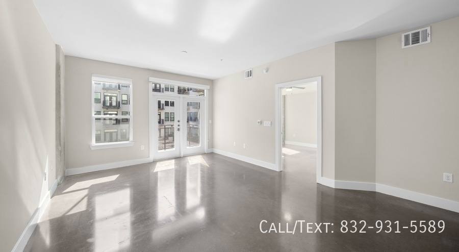 Apartment for rent at 300 Ruthven St #E25D3, Houston, TX 77002