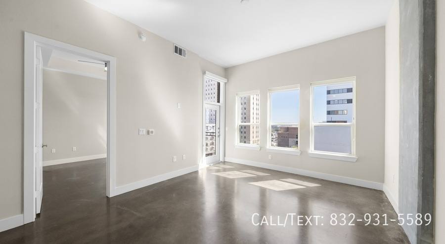 Apartment for rent at 300 Ruthven St #E25D3, Houston, TX 77002