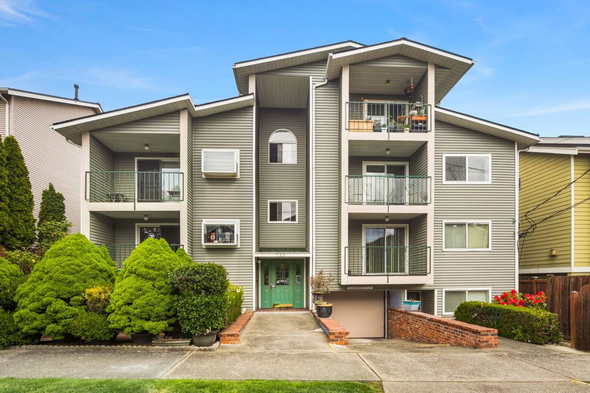 Apartment for rent at 732 N 95th St, Seattle, WA 98103