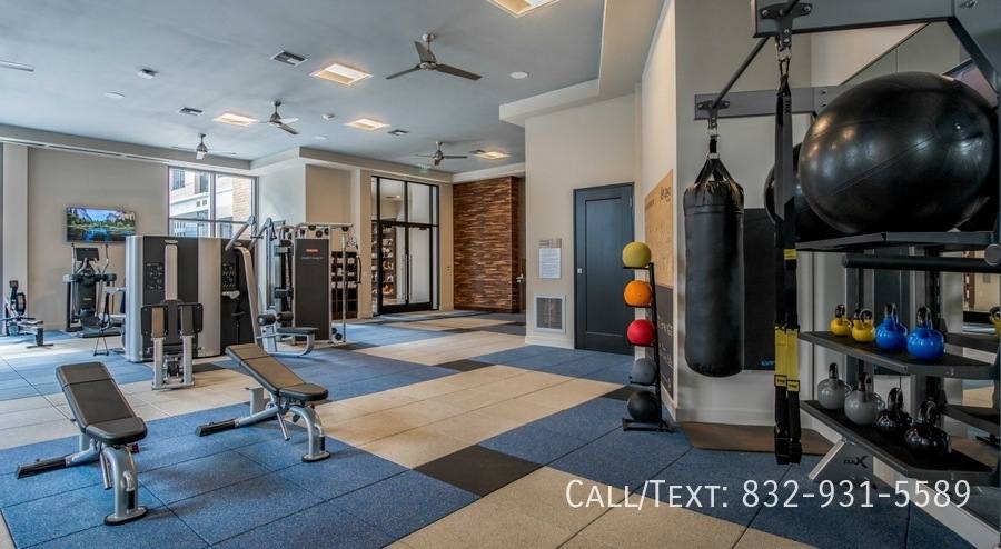 Apartment for rent at 1399 Fannin St #AMS1, Houston, TX 77002