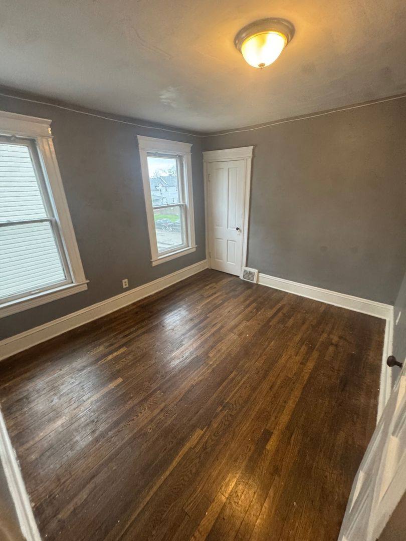 Apartment for rent at 632 E 101st St, Cleveland, OH 44108