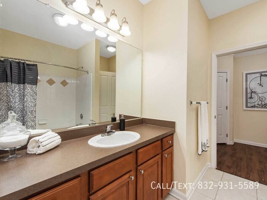 Apartment for rent at 6309 Miller Rd 2 #AAW, Houston, TX 77049