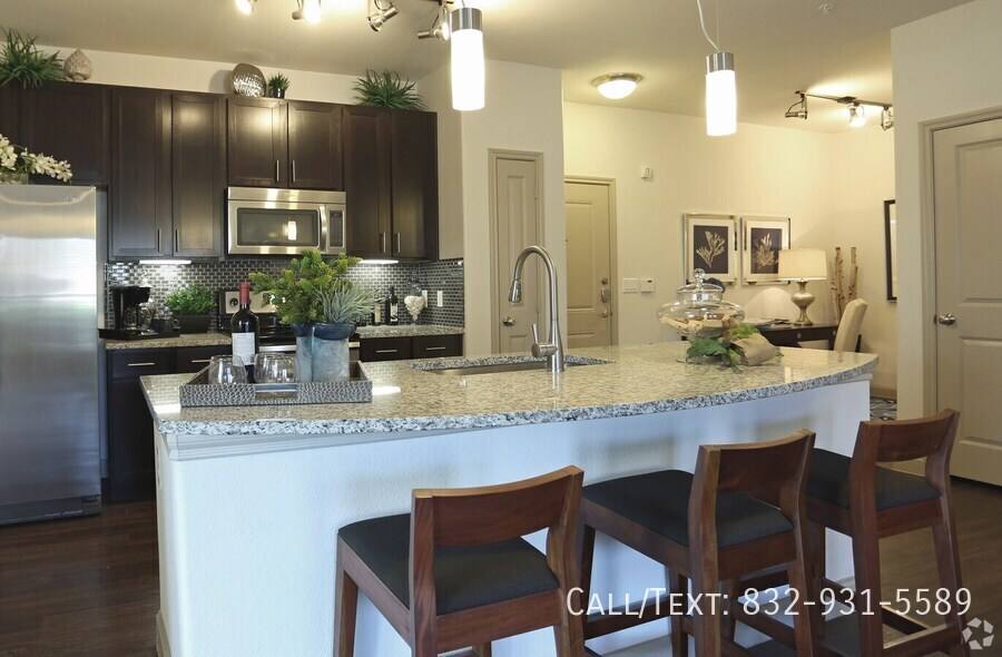 Apartment for rent at 9334 Hufsmith Rd #PSC2, Tomball, TX 77375