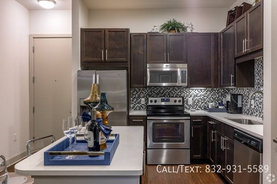 Apartment for rent at 14401 Mackilsee Lane #DWT1, Houston, TX 77079