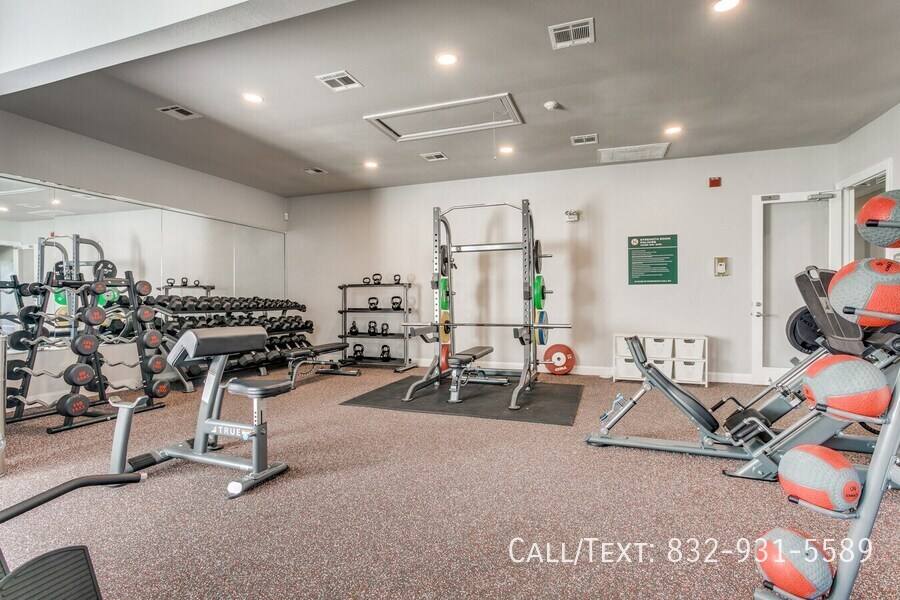 Apartment for rent at 3196 John Lizer Rd #SAPD1, Pearland, TX 77581
