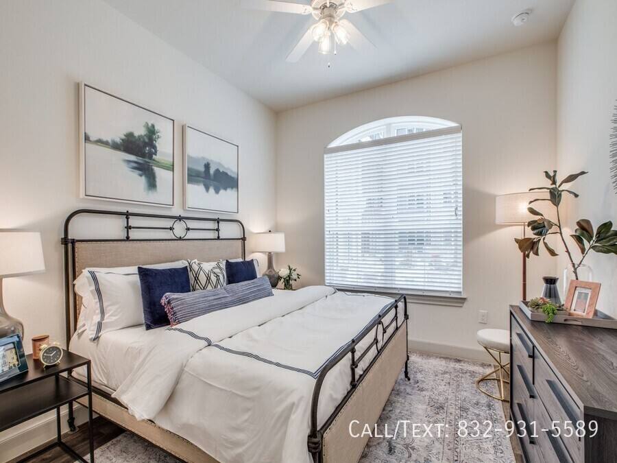 Apartment for rent at 2333 Pinegate #CA1, Houston, TX 77008