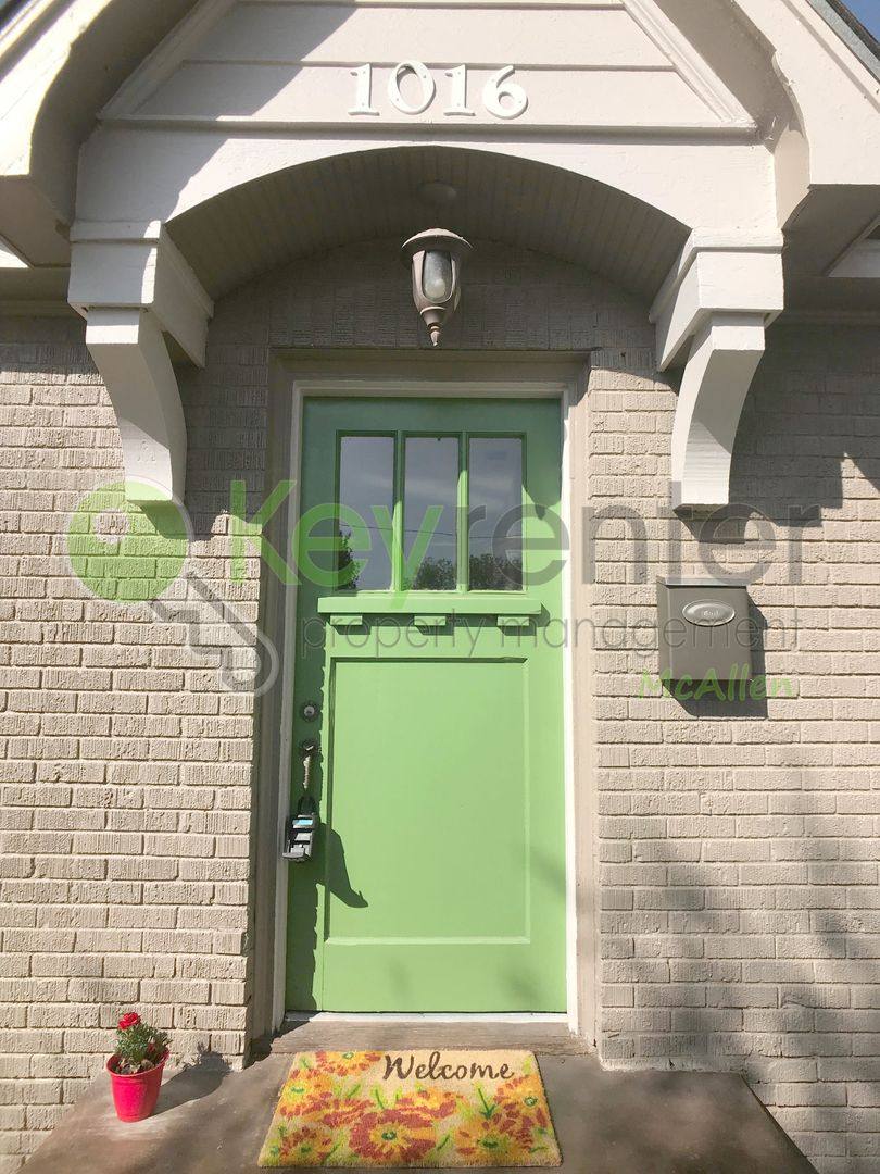 House for rent at 1016 Laurel Ave, McAllen, TX 78501