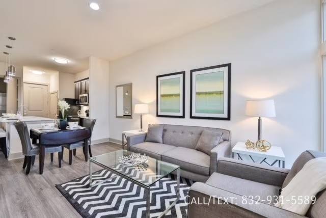Apartment for rent at 2899 Louisiana St #CPM1, Houston, TX 77006
