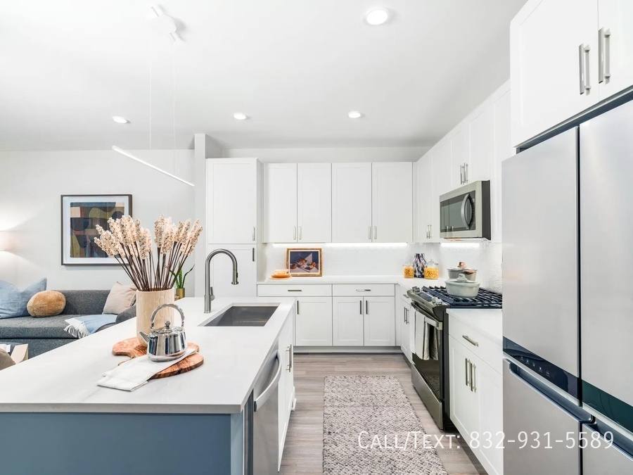 Apartment for rent at 1298 Rochow St #MAWH, Houston, TX 77019