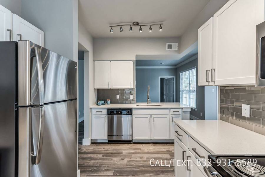 Apartment for rent at 1000 Randolph Park Dr #TGB2, Friendswood, TX 77546