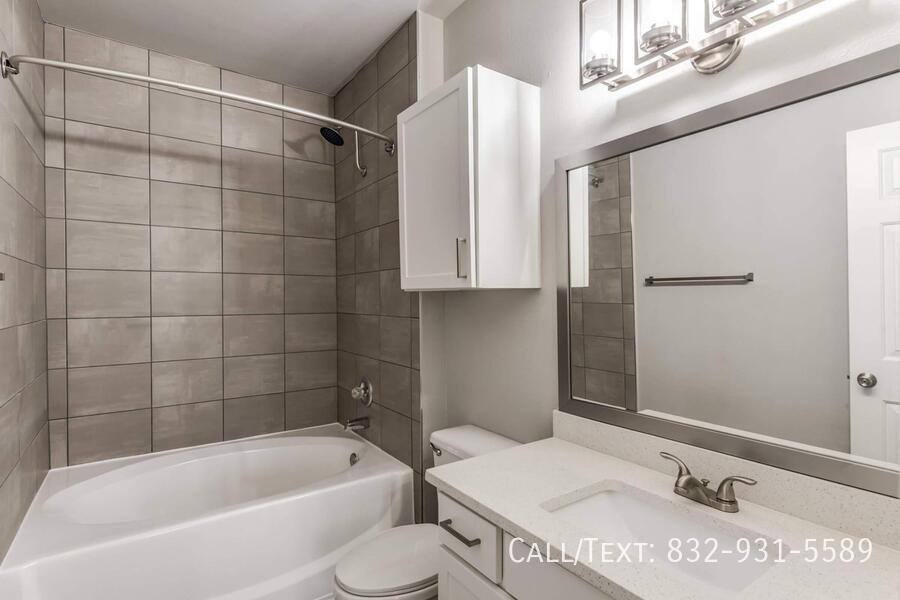 Apartment for rent at 1000 Randolph Park Dr #TGB2, Friendswood, TX 77546