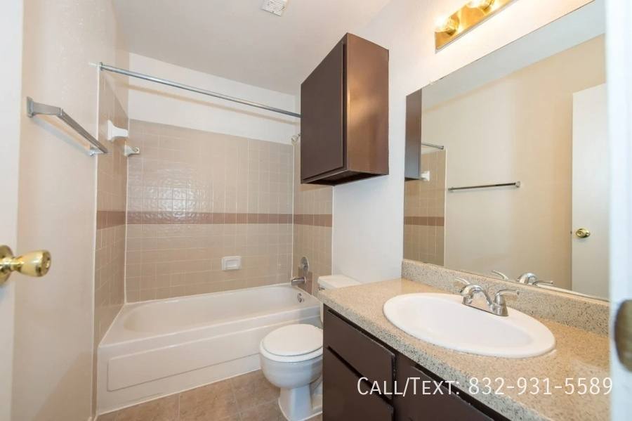 Apartment for rent at 2215 Chanay Lane #ECK, Kingwood, TX 77339