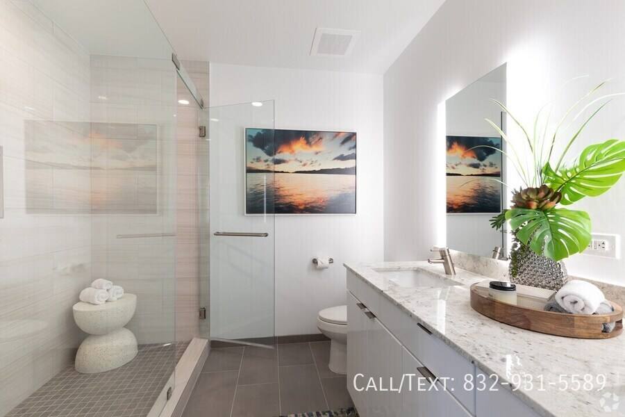 Apartment for rent at 1697 Sage Rd #APO2, Houston, TX 77056