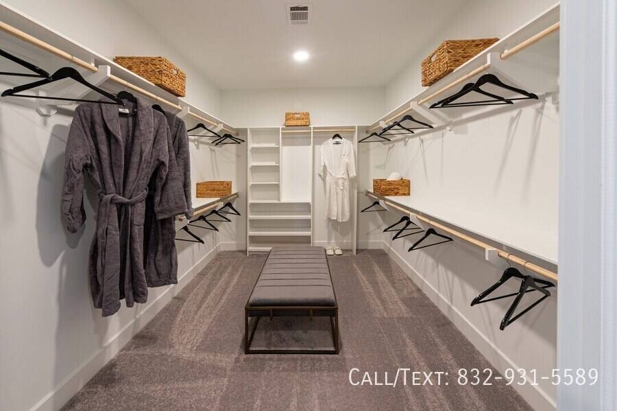 Apartment for rent at 1697 Sage Rd #APO2, Houston, TX 77056