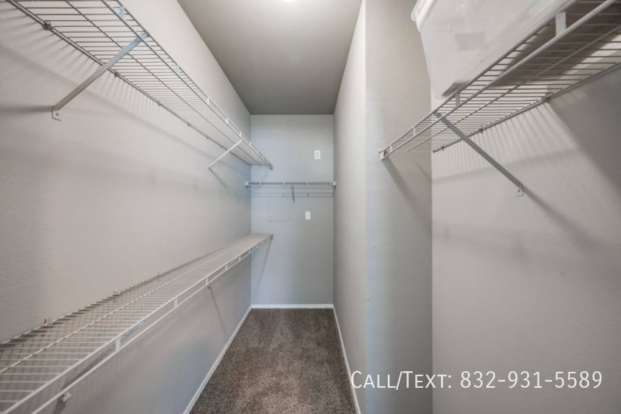 Apartment for rent at 113 W Main St, League City, TX 77573