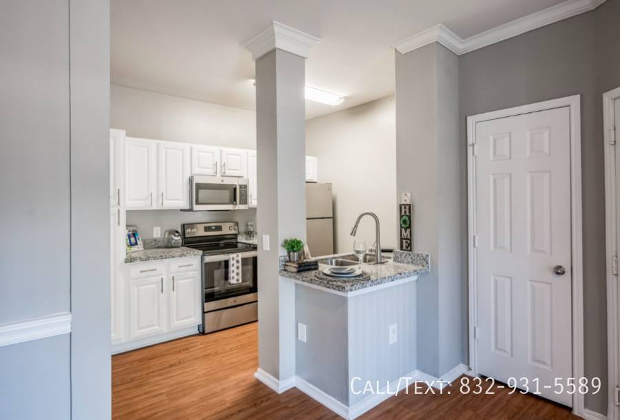 Apartment for rent at 113 W Main St, League City, TX 77573
