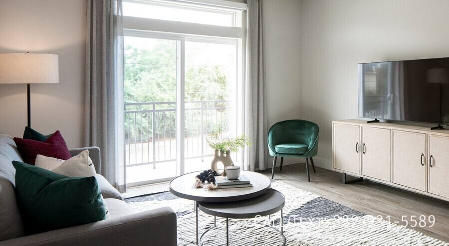 Apartment for rent at 2000 N St Charles #BE2, Houston, TX 77003