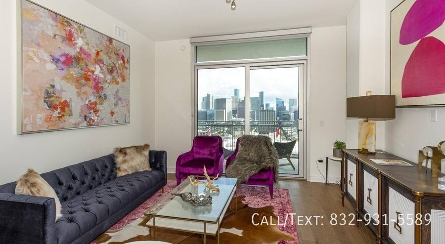 Apartment for rent at 2182 Bagby St #TTS, Houston, TX 77002