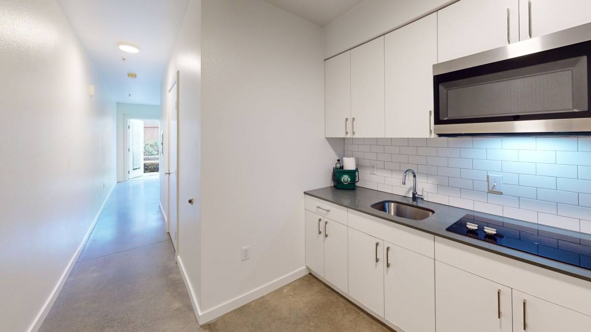 1715 12th Ave, Seattle, WA 98122 - Apartment for Rent - Image 10