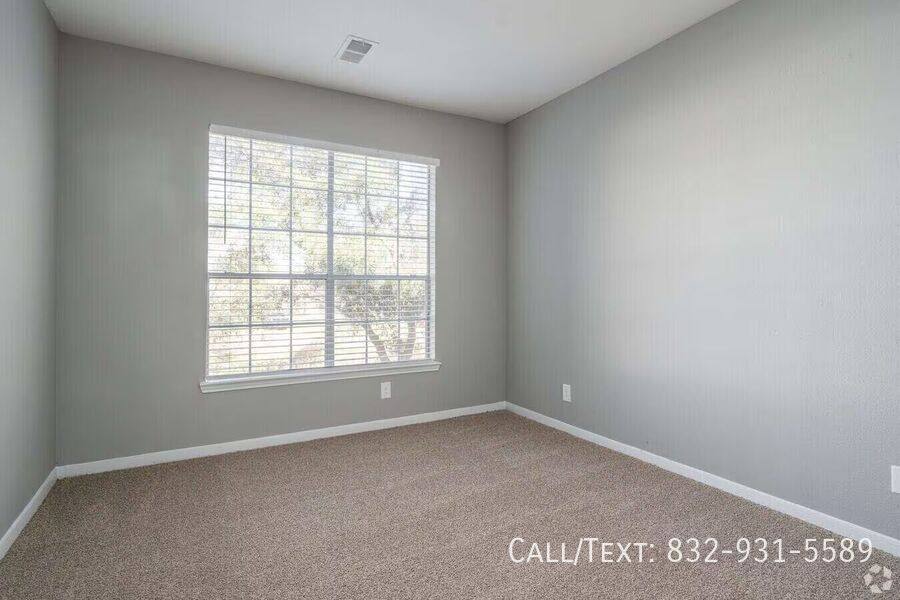 Apartment for rent at 9807 Cypresswood Dr #STB3, Houston, TX 77070