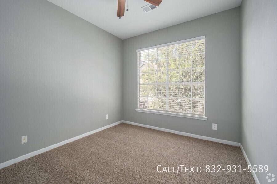 Apartment for rent at 9807 Cypresswood Dr #STB3, Houston, TX 77070