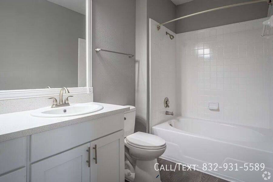 Apartment for rent at 9807 Cypresswood Dr #STB3, Houston, TX 77070